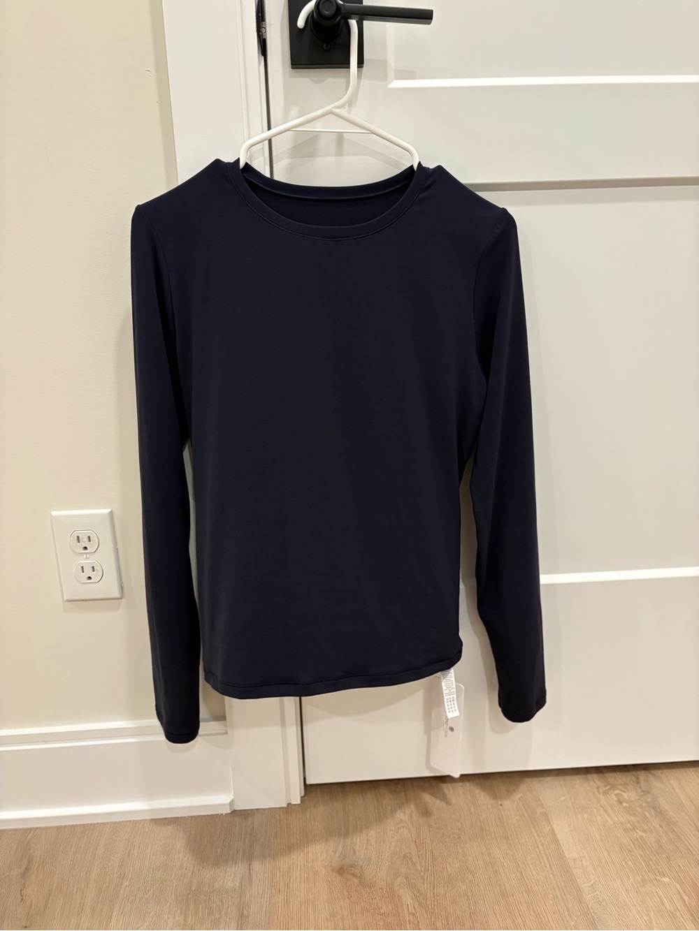 NWT CRZ YOGA Long Sleeve Navy Performance Top - Picture 2 of 9